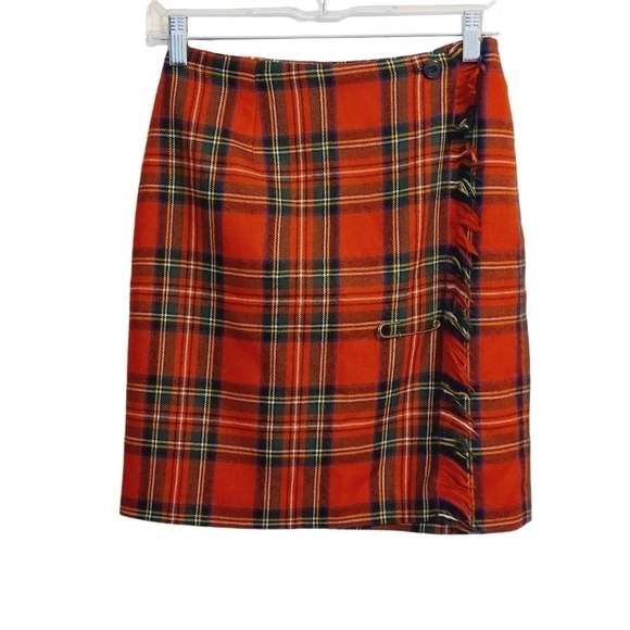 Rafaella Petites Dresses & Skirts - Rafaella Petites | Women's Vintage Red Scottish Wool Plaid Mini Skirt (Size 6)